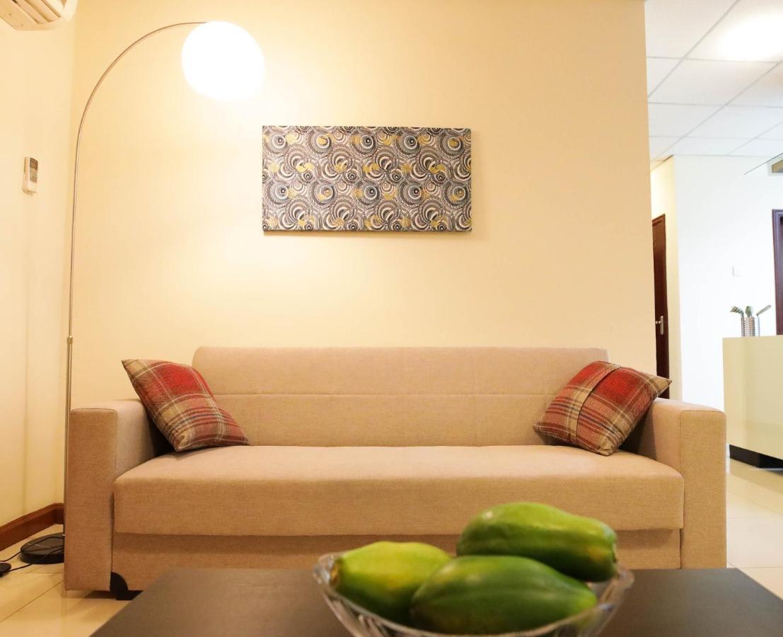 La Casa Baatsona Apts Sakumono Luaran gambar