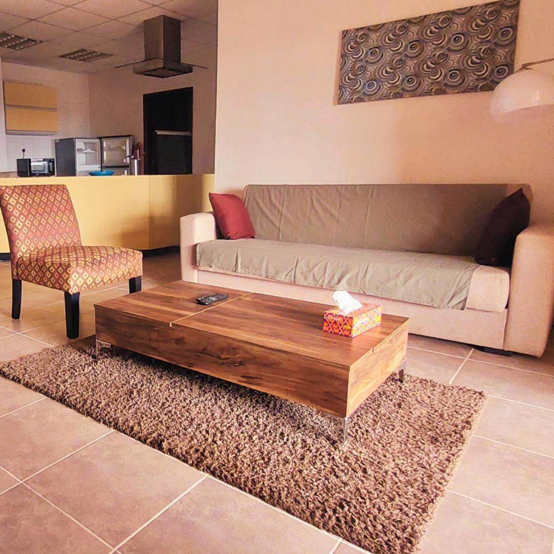 La Casa Baatsona Apts Sakumono Luaran gambar